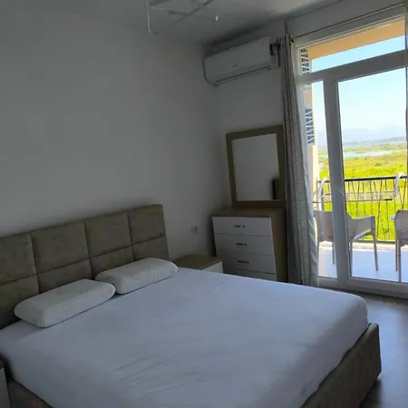 Leos New 2 アパート Shëngjin